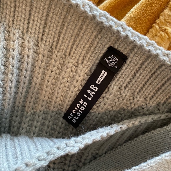 Cold Shoulder Swearer Design Lab NEW WITH TAGS - Picture 4 of 5